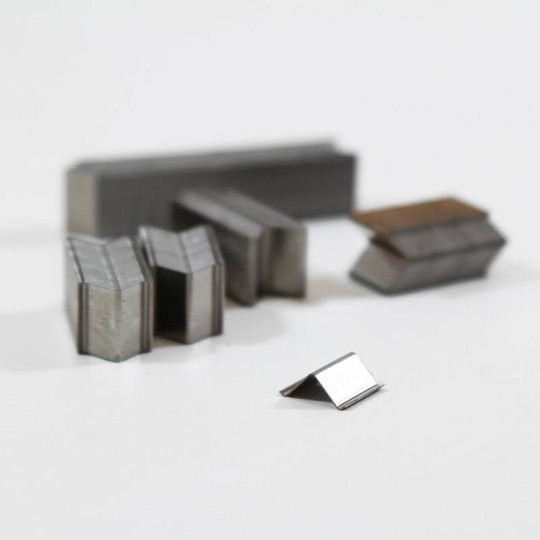 Zszywka Alfamacchine do ramek uniwersalna VU-7 4000szt.