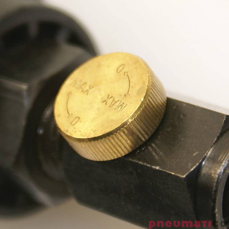 Szlifierka oscylacyjna ze stopą tr&oacute;jkątną Kuani KI-6514