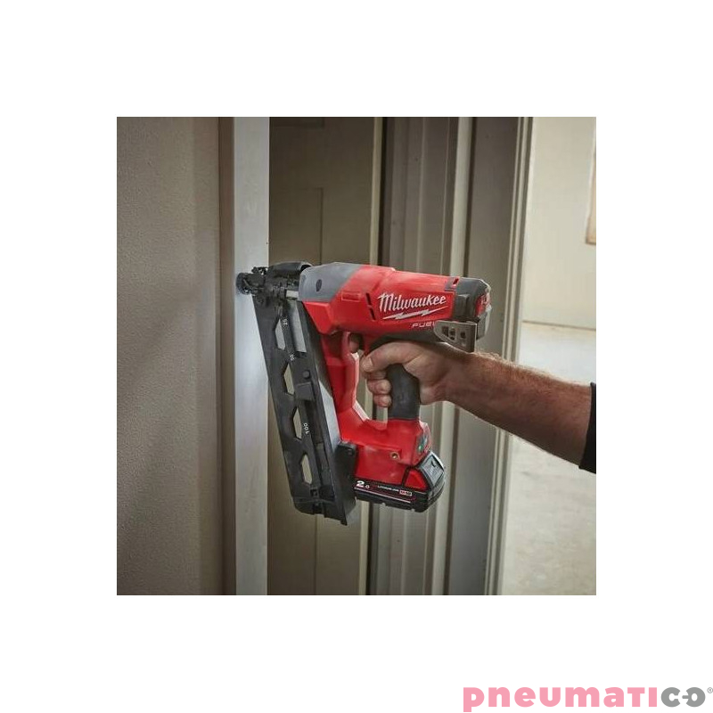 Sztyfciarka MILWAUKEE M18 CN16GA-202X z walizką, ładowarką i 2x akumulator