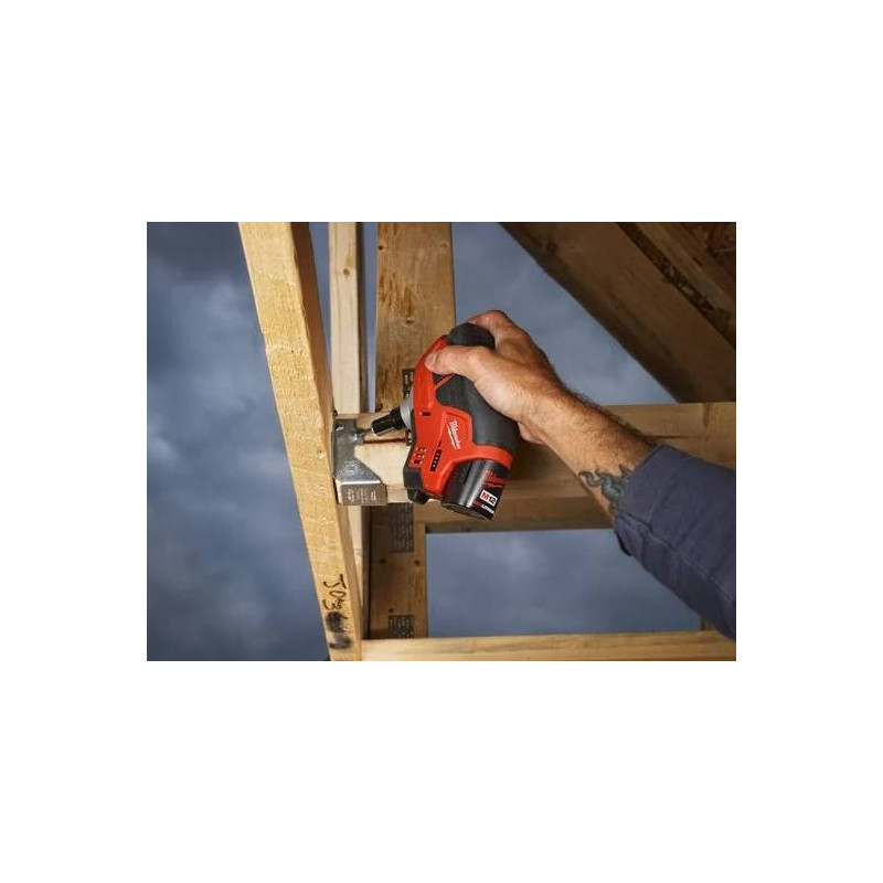 Gwoździarka subkompaktowa MILWAUKEE C12 PN-0