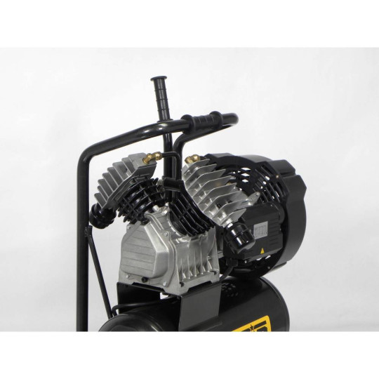 Kompresor olejowy NUAIR 24 l GVM 3BXA504NUA