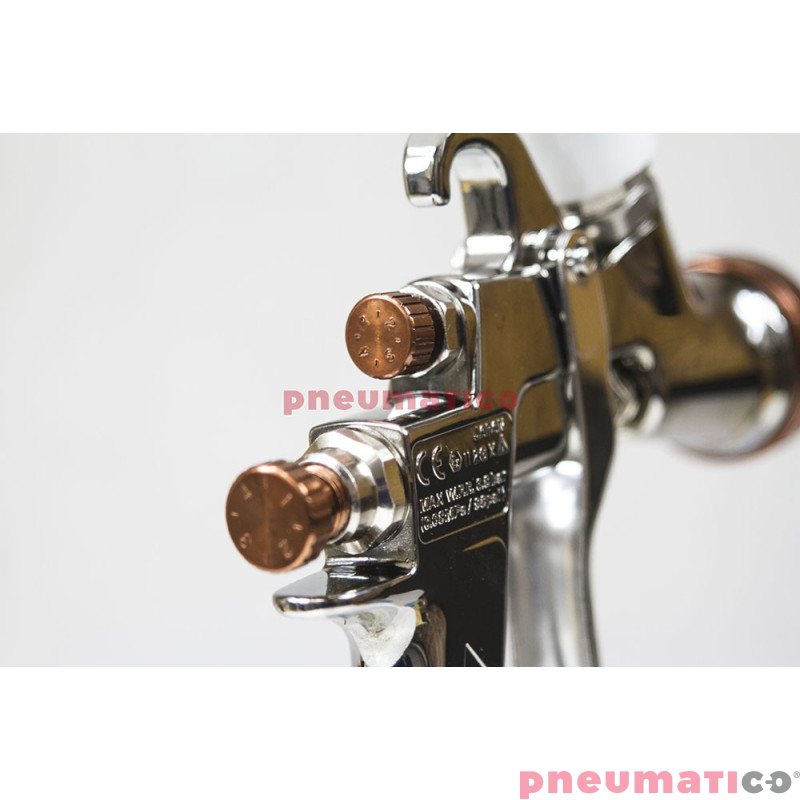 Pistolet lakierniczy Iwata High T.E.C. W400 BellAria  LV2   z g&oacute;rnym zbiornikiem