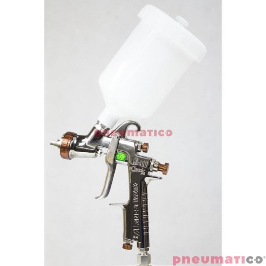 Pistolet lakierniczy Iwata High T.E.C. W400 BellAria  LV2   z g&oacute;rnym zbiornikiem