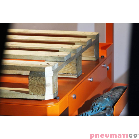 Stół do naprawy palet PNEUMATICO WT1 Stół do naprawy palet PNEUMATICO WT1