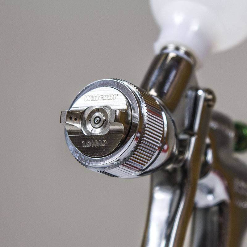 Pistolet lakierniczy WALCOM EGO HVLP MINI z g&oacute;rnym zbiornikiem 1,0 mm