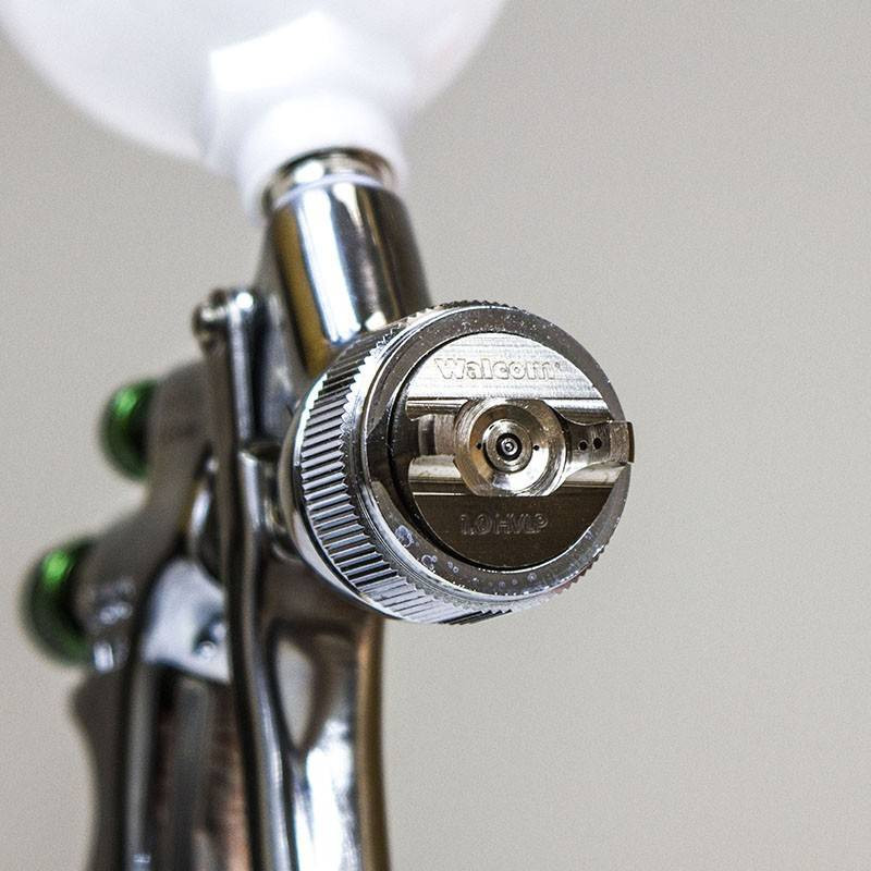 Pistolet lakierniczy WALCOM EGO HVLP MINI z g&oacute;rnym zbiornikiem 1,0 mm