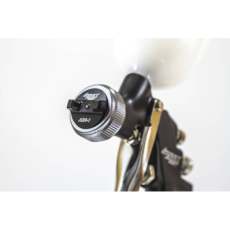 Pistolet lakierniczy Iwata Air Gunsa Junior AZ4 HTE-S Impact z górnym zbiornikiem 200 ml - dysza 1,5 mm Pistolet lakierniczy Iwata Air Gunsa Junior AZ4 HTE-S Impact z górnym zbiornikiem 200 ml - dysza 1,5 mm