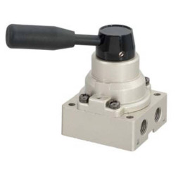 Zawór ręczny z dźwignią TEKMA 4/3 G1/2" centralnie odcięty TG-34-S15