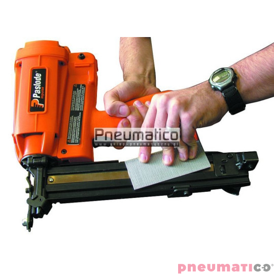 Zszywacz gazowy PASLODE IM200/50 S16 Zszywacz gazowy PASLODE IM200/50 S16