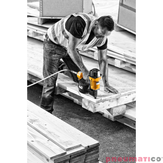 ZESTAW Gwoździarka pneumatyczna Stanley - Bostitch IC60-1-E + N80CB-1ML-E