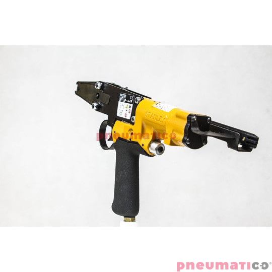 Zszywacz pneumatyczny klamrowy Stanley Bostitch SC77XE
