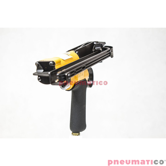 Zszywacz pneumatyczny klamrowy Stanley Bostitch SC77XE
