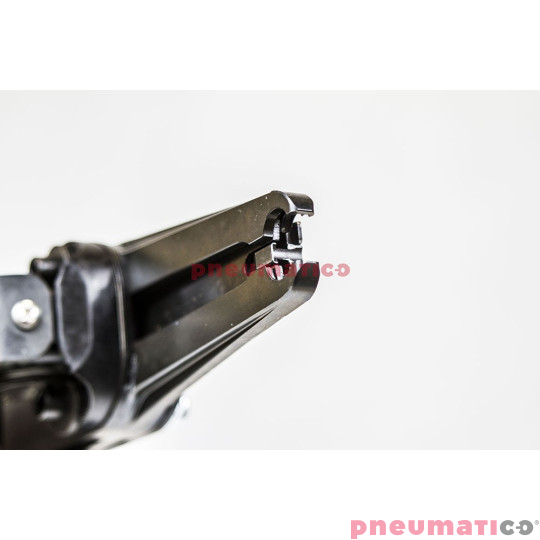 Zszywacz pneumatyczny klamrowy Stanley Bostitch SC77XE