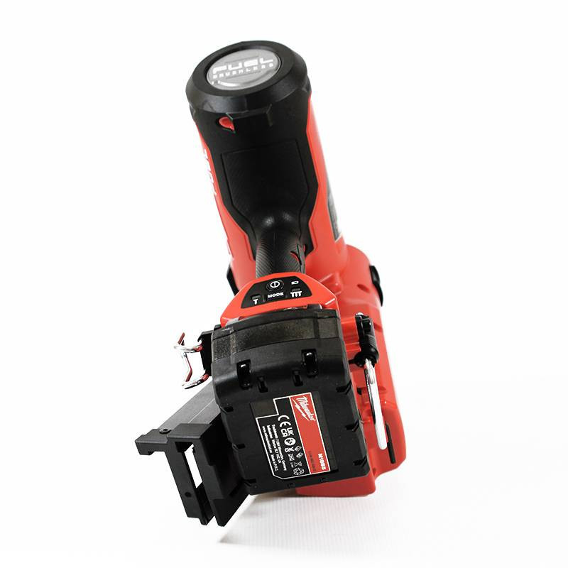 Gwoździarka akumulatorowa Milwaukee FFN-502C + 2xAku 5.0 Ah + ładowarka + walizka