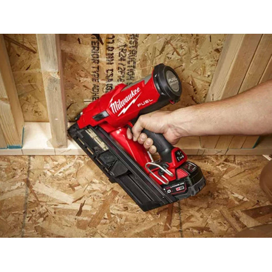 Gwoździarka akumulatorowa Milwaukee FFN-502C + 2xAku 5.0 Ah + ładowarka + walizka