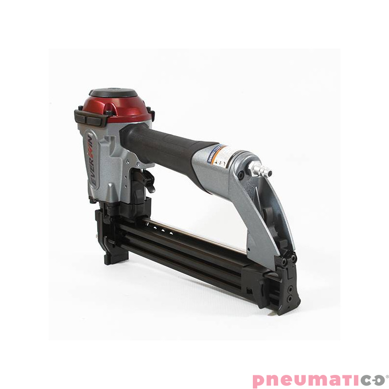 Zszywacz do przybijania tektury do palety Everwin SN40 Zszywacz do przybijania tektury do palety Everwin SN40