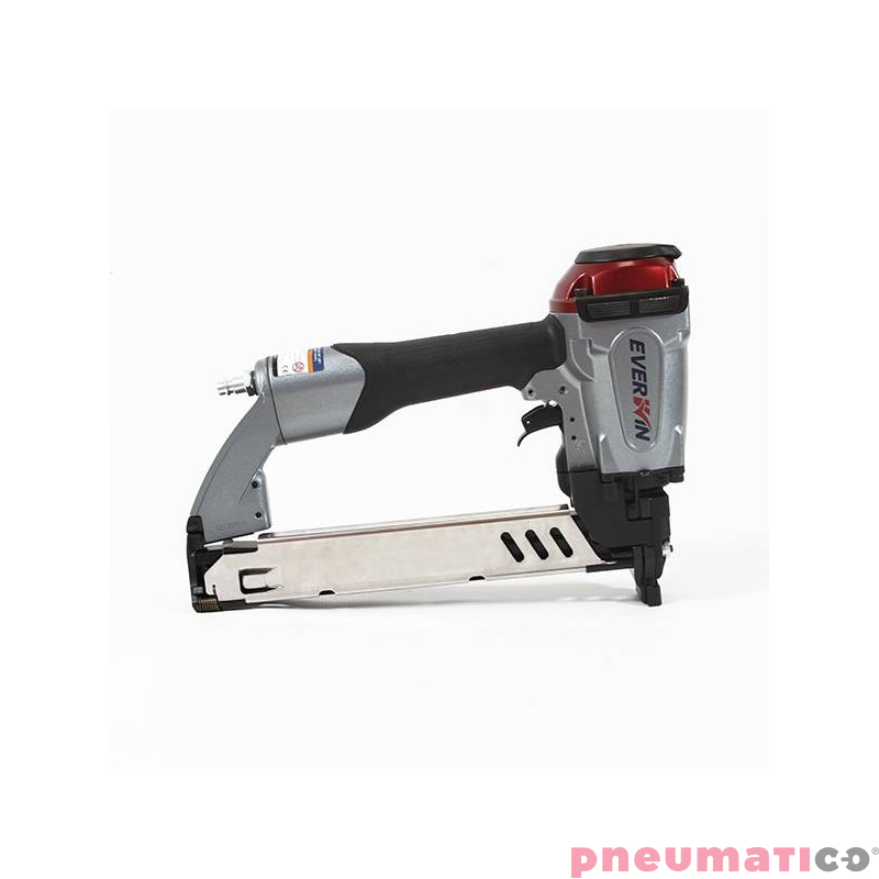 Zszywacz do przybijania tektury do palety Everwin SN40 Zszywacz do przybijania tektury do palety Everwin SN40