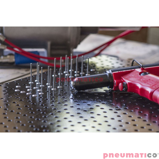 Nitownica hydrauliczno-pneumatyczna do nit&oacute;w zrywalnych FAR RAC 2200