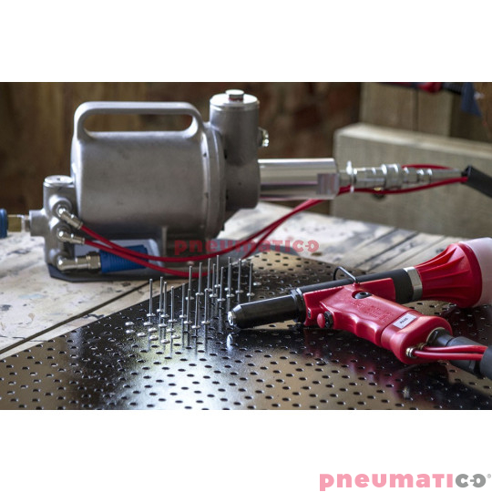 Nitownica hydrauliczno-pneumatyczna do nit&oacute;w zrywalnych FAR RAC 2200