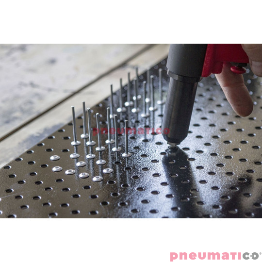 Nitownica hydrauliczno-pneumatyczna do nit&oacute;w zrywalnych FAR RAC 2200