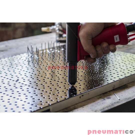 Nitownica hydrauliczno-pneumatyczna do nit&oacute;w zrywalnych FAR RAC 2200