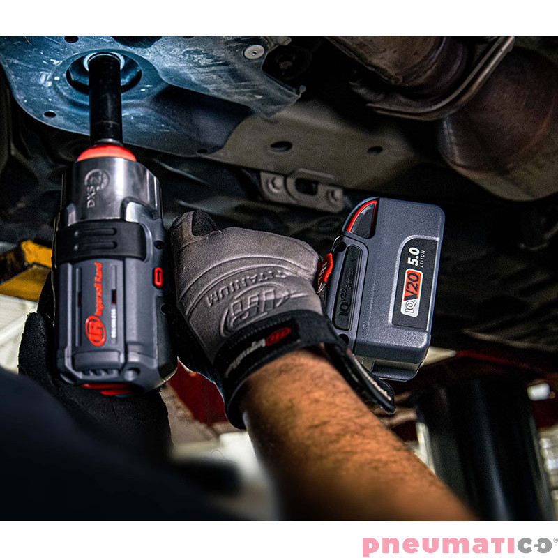 Akumulatorowy klucz udarowy z wymiennym wrzecionem Ingersoll Rand W7153EU-K22B-EU DXS® 1/2" 2034 Nm (2 aku. lI-ikon 20V, 5Ah) Akumulatorowy klucz udarowy z wymiennym wrzecionem Ingersoll Rand W7153EU-K22B-EU DXS® 1/2" 2034 Nm (2 aku. lI-ikon 20V, 5Ah)