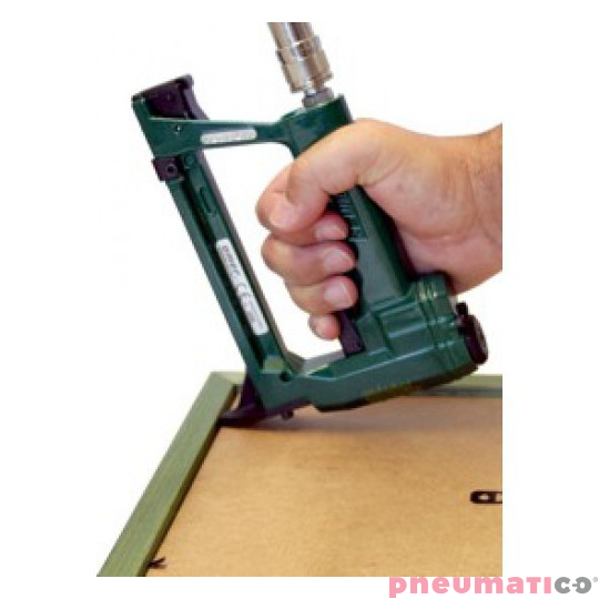 Zszywacz pneumatyczny do blaszek flex