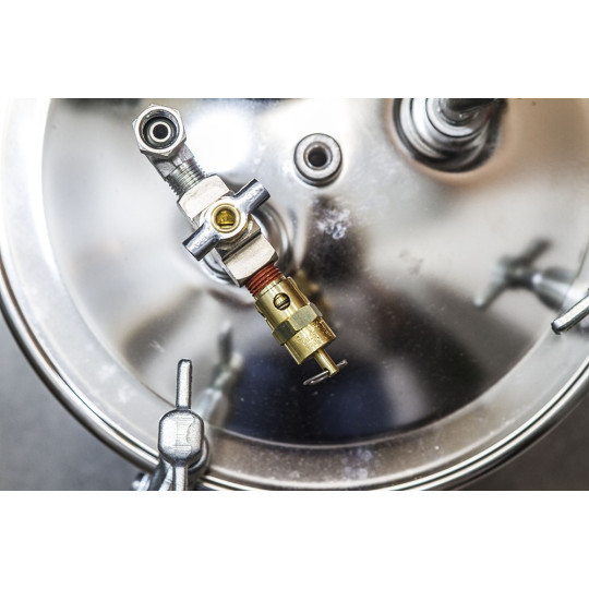 Zbiornik ciśnieniowy do natrysku 83Z-211 - 10L z mieszadłem pneumatycznym BINKS