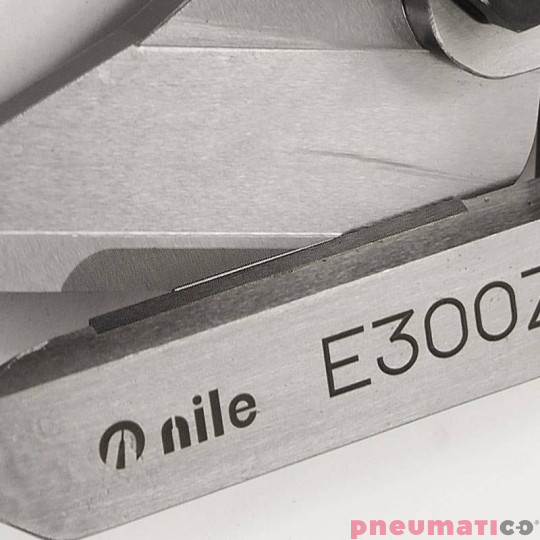 Ostrze do szczypiec pneumatycznych NILE E300ZN Ostrze do szczypiec pneumatycznych NILE E300ZN