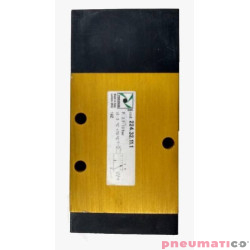 Zaw&oacute;r pneumatyczny - sprężyna 3/2 PNEUMAX