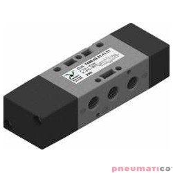 Zaw&oacute;r pneumatyczny - tr&oacute;jpozycyjny 5/3 PNEUMAX