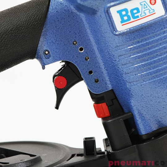 Gwoździarka pneumatyczna BEA 567 DC