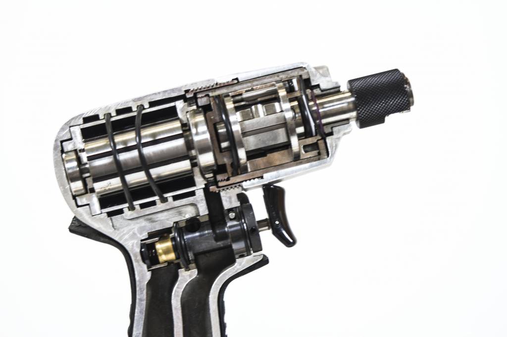 Zasada działania klucza impulsowego Zasada działania klucza impulsowego